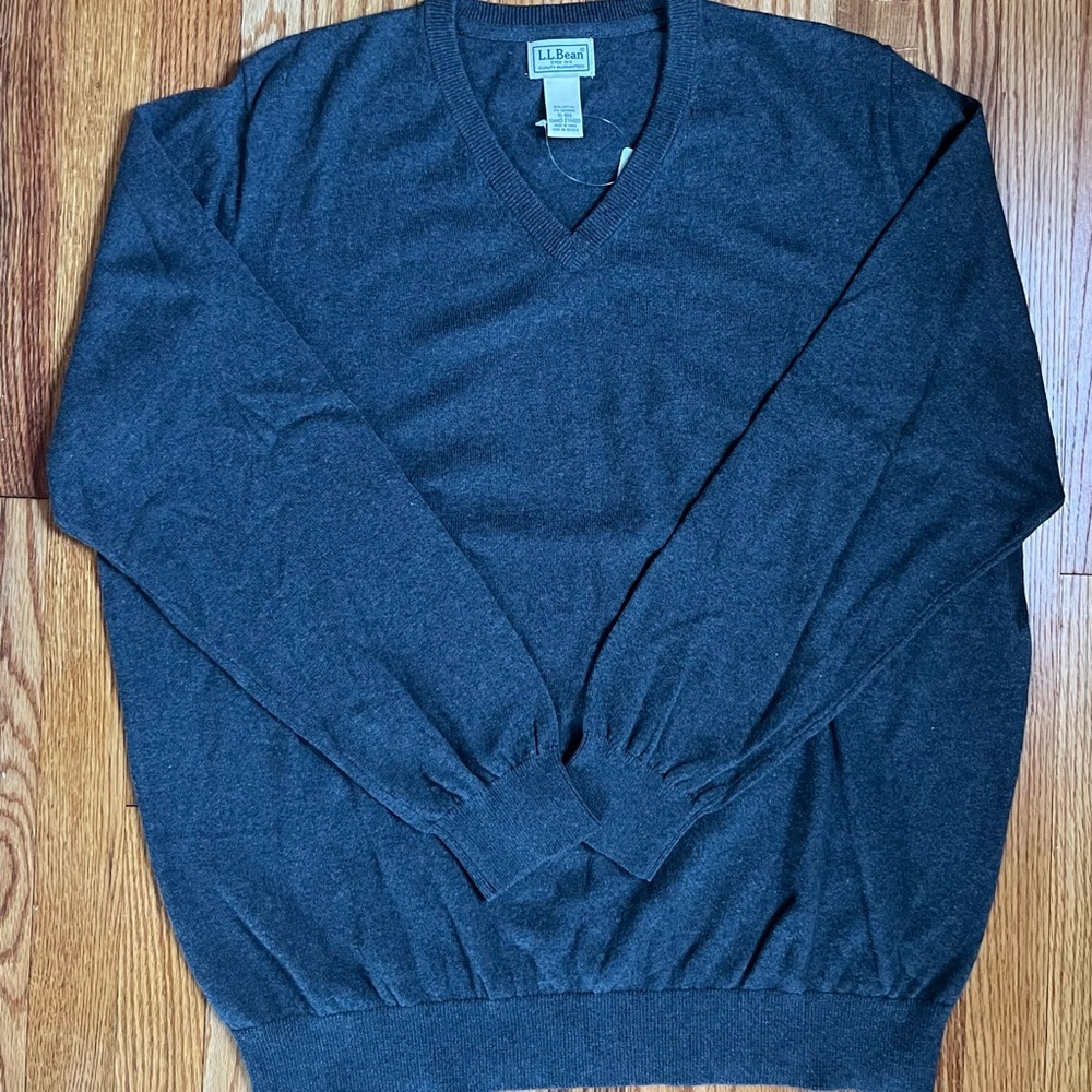 L.L. Bean Men's Charcoal Cotton/Cashmere V-Neck Sweater